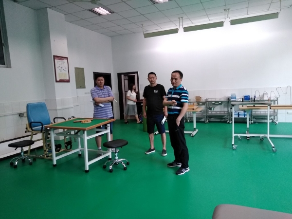 太阳成集团tyc开展运动人体科学实验实训中心安全检查专项工作.jpg
